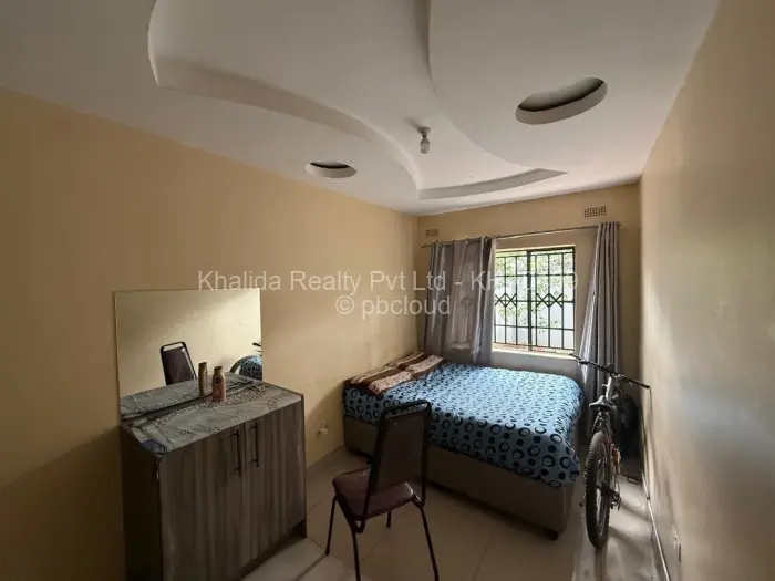 3 Bedroom House for Sale in Mainway Meadows, Harare