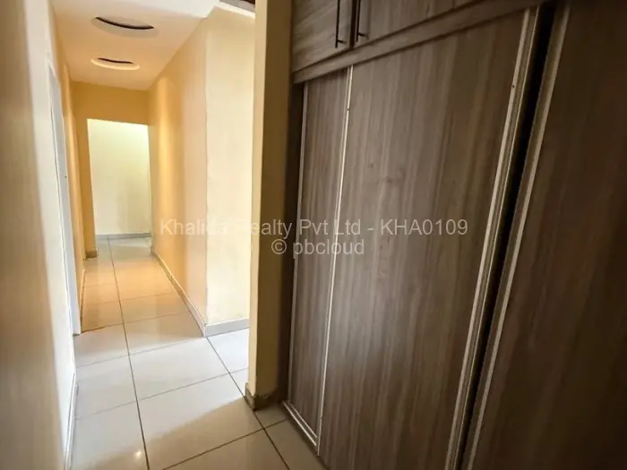 3 Bedroom House for Sale in Mainway Meadows, Harare