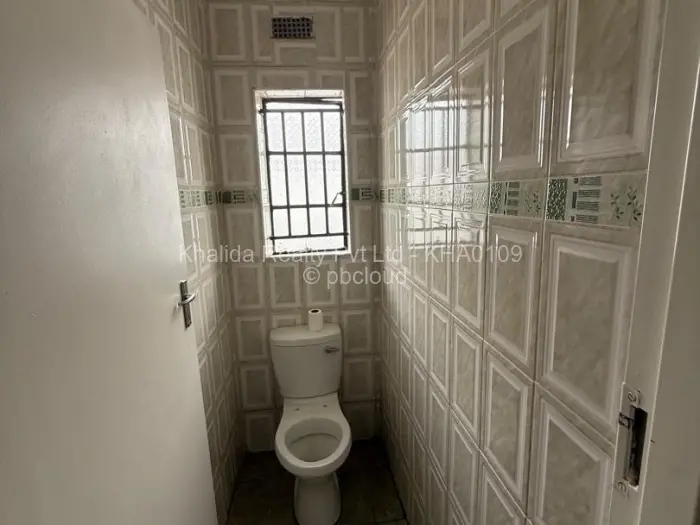 3 Bedroom House for Sale in Mainway Meadows, Harare