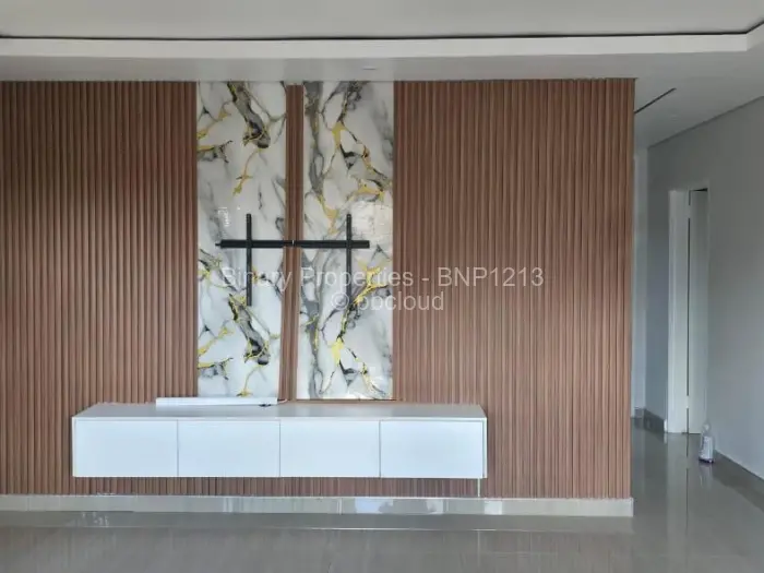 5 Bedroom House to Rent in Southview, Gweru