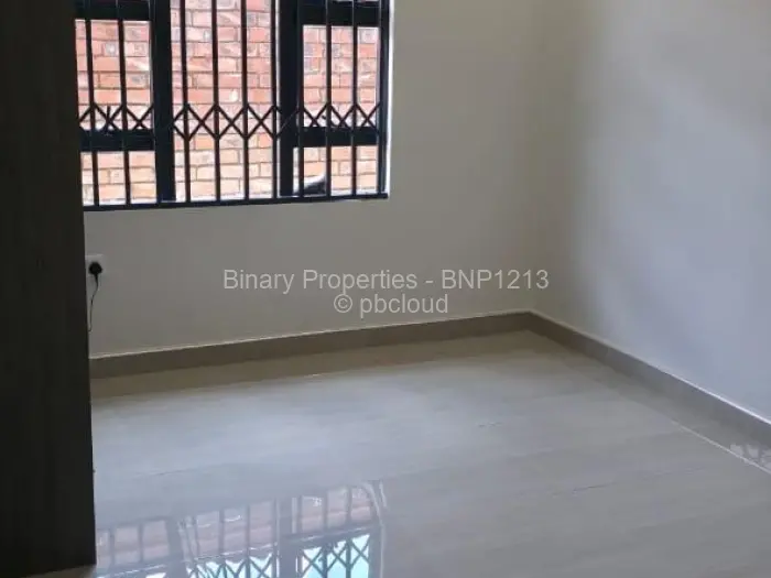 5 Bedroom House to Rent in Southview, Gweru