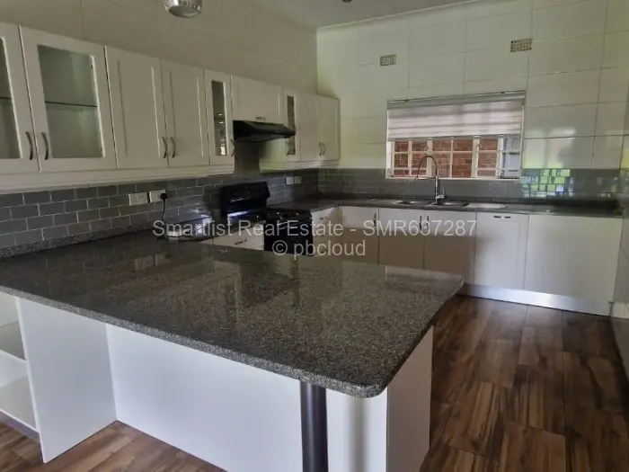 Townhouse/Cluster to Rent in Monavale, Harare