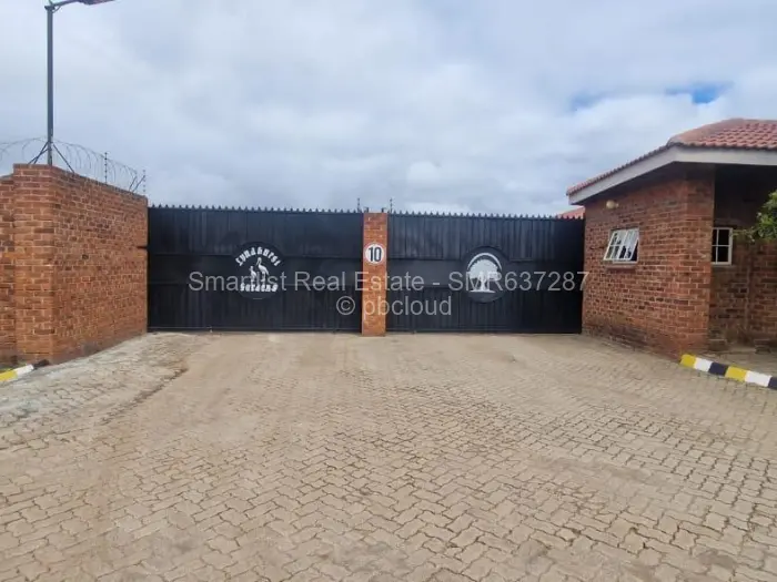 Townhouse/Cluster to Rent in Monavale, Harare