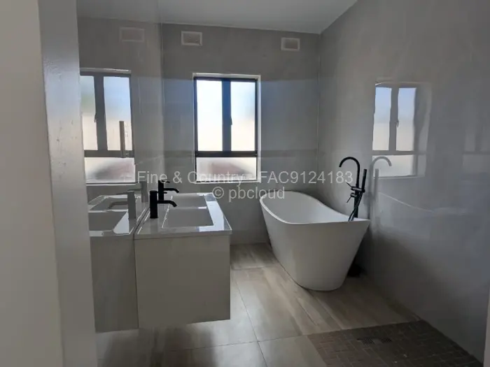 Townhouse/Cluster for Sale in Pomona, Harare