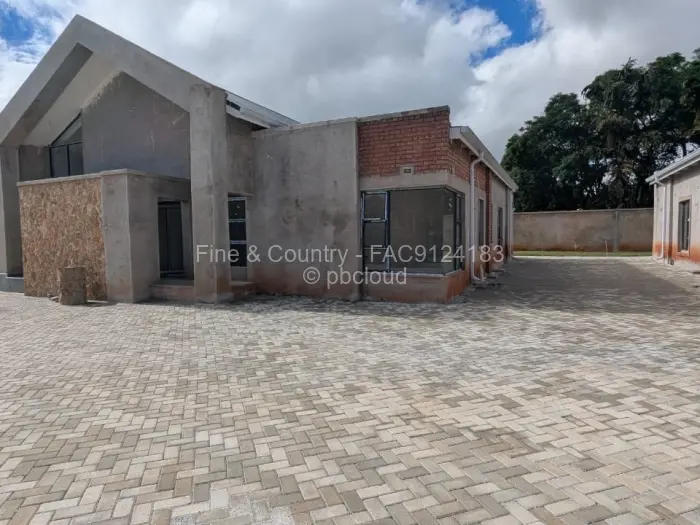 Townhouse/Cluster for Sale in Pomona, Harare