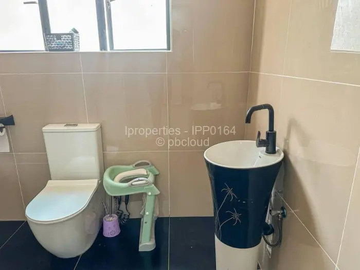 4 Bedroom House for Sale in Crowhill Views, Harare