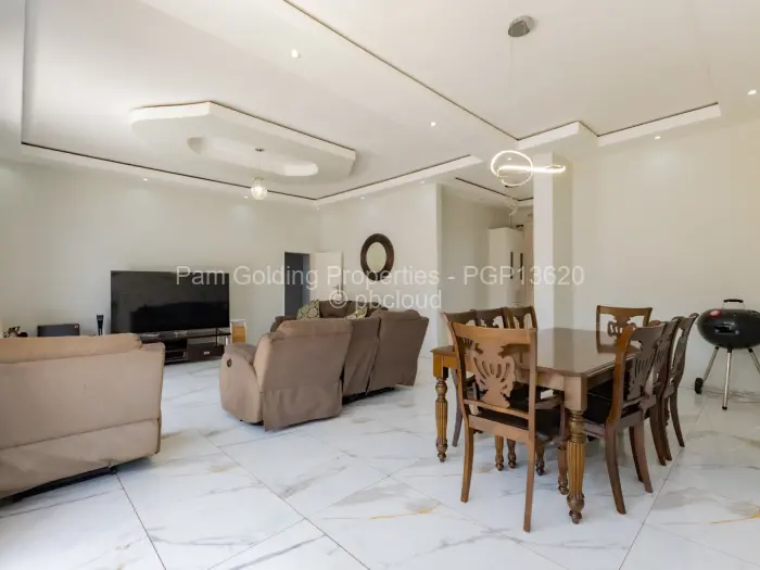 Townhouse/Cluster for Sale in Greendale, Harare