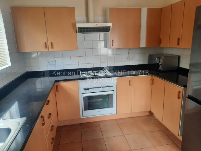 Townhouse/Cluster for Sale in Avondale, Harare