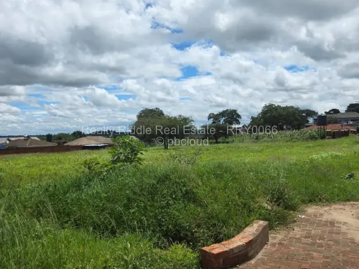 Residential Stand for Sale in Gletwin Park, Harare