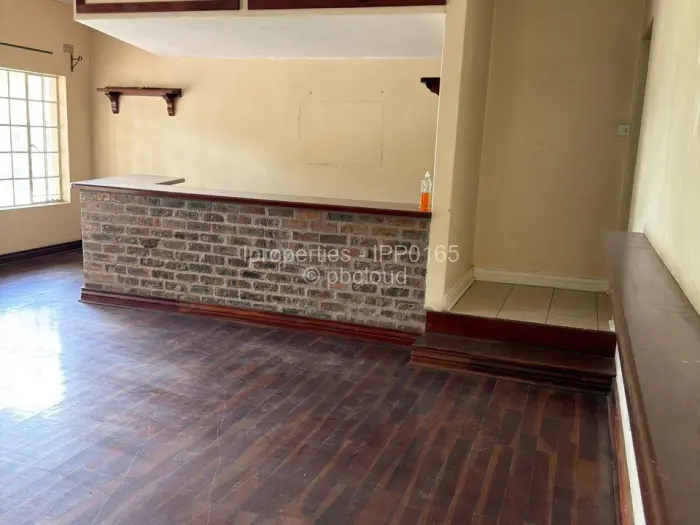 4 Bedroom House to Rent in Glen Lorne