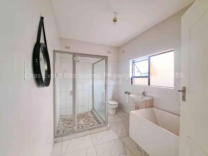 4 Bedroom House for Sale in Ruwa, Ruwa