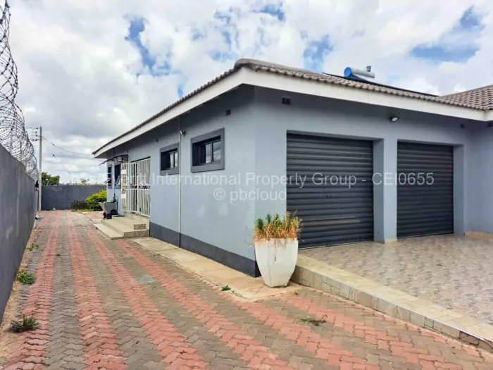 4 Bedroom House for Sale in Ruwa, Ruwa
