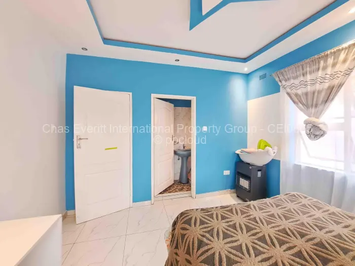 4 Bedroom House for Sale in Ruwa, Ruwa