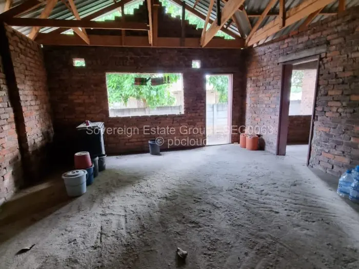 5 Bedroom House for Sale in Glen View, Harare