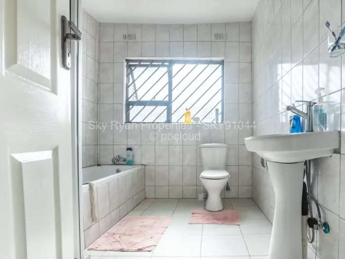 3 Bedroom House for Sale in Cold Comfort, Harare