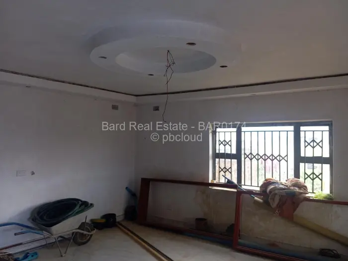 5 Bedroom House for Sale in Sandton Park, Harare