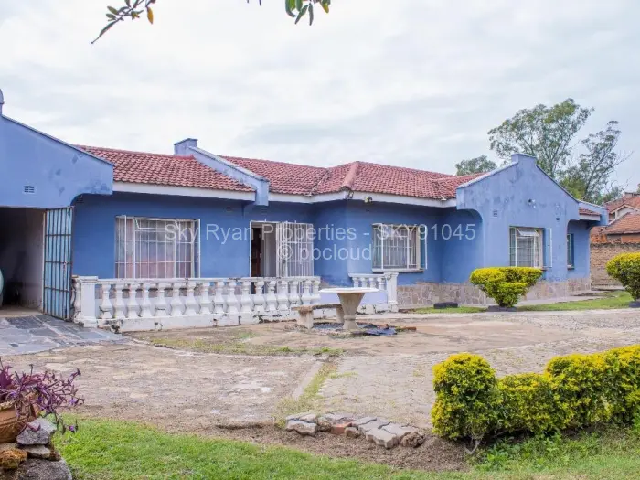 4 Bedroom House for Sale in Chadcombe, Harare