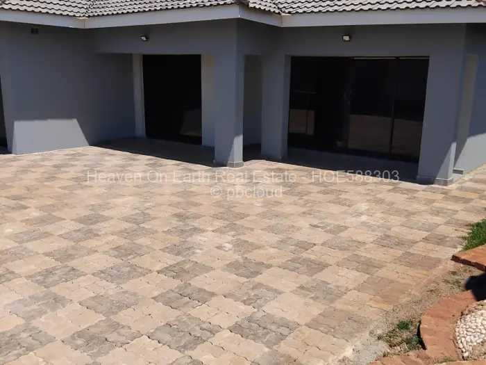 5 Bedroom House for Sale in Mount Pleasant Heights, Harare
