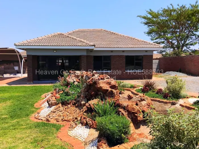 5 Bedroom House for Sale in Mount Pleasant Heights, Harare