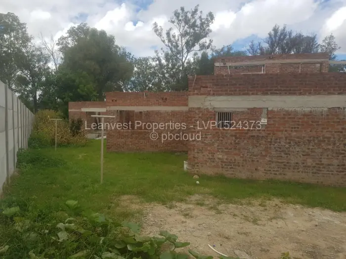 5 Bedroom House for Sale in Mabelreign, Harare