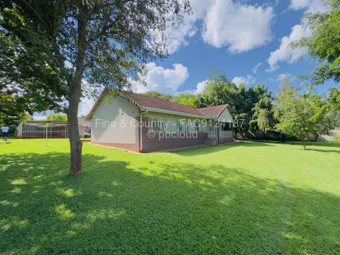 Townhouse/Cluster to Rent in Hogerty Hill, Harare