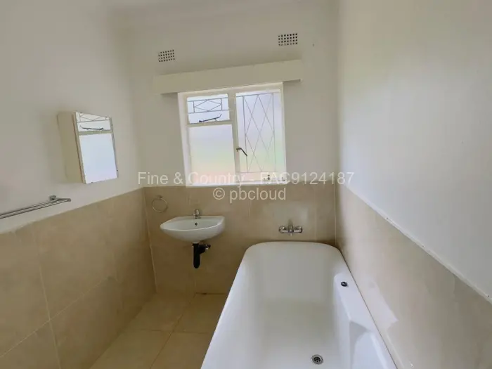 Townhouse/Cluster to Rent in Hogerty Hill, Harare