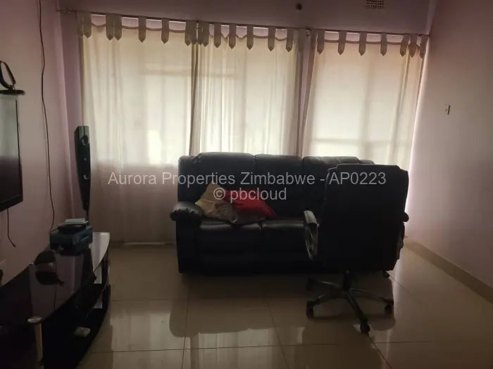 4 Bedroom House to Rent in Chitungwiza, Chitungwiza