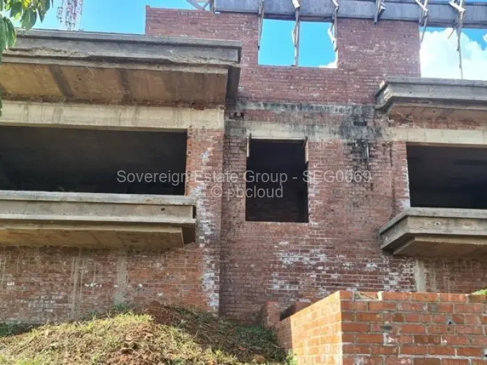 7 Bedroom House for Sale in Gletwin Park, Harare