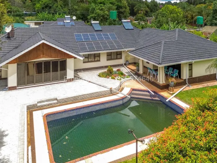 6 Bedroom House to Rent in Greystone Park, Harare