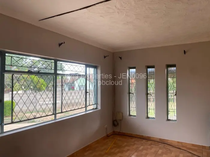 3 Bedroom House to Rent in Houghton Park