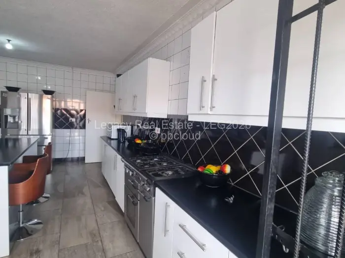 5 Bedroom House for Sale in Belvedere, Harare