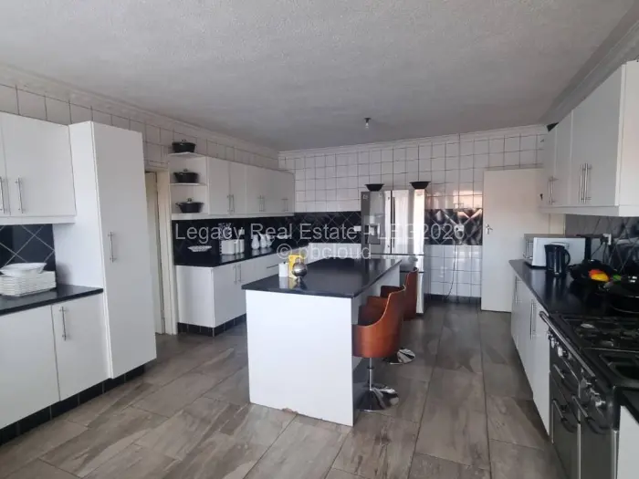 5 Bedroom House for Sale in Belvedere, Harare