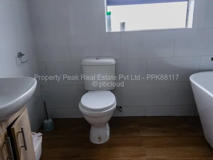 5 Bedroom House for Sale in Mount Pleasant Heights, Harare