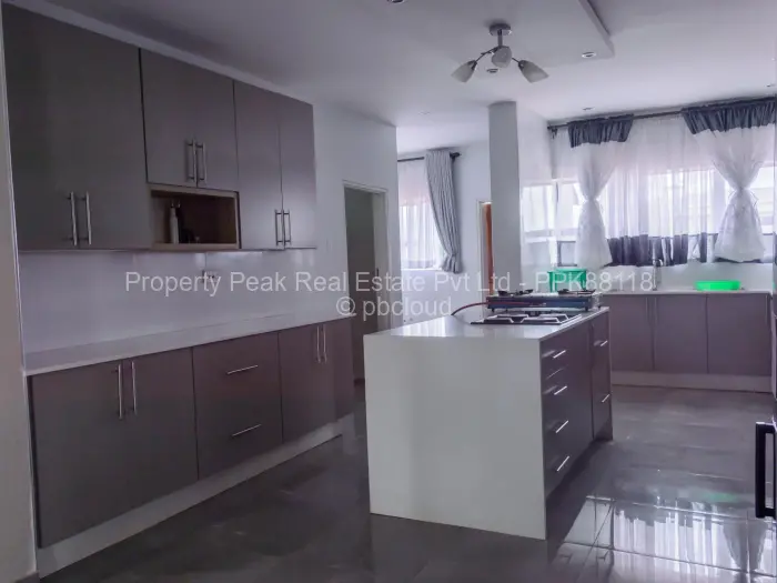 6 Bedroom House for Sale in Mount Pleasant Heights, Harare