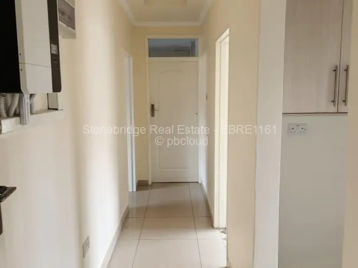 Townhouse/Cluster to Rent in Lochview, Bulawayo