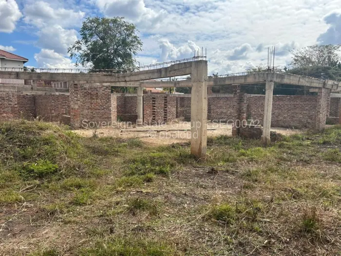 5 Bedroom House for Sale in Gletwin Park, Harare