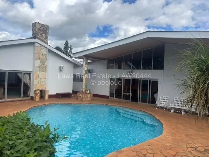 6 Bedroom House for Sale in Gunhill, Harare