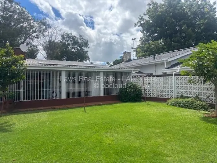 6 Bedroom House for Sale in Gunhill, Harare