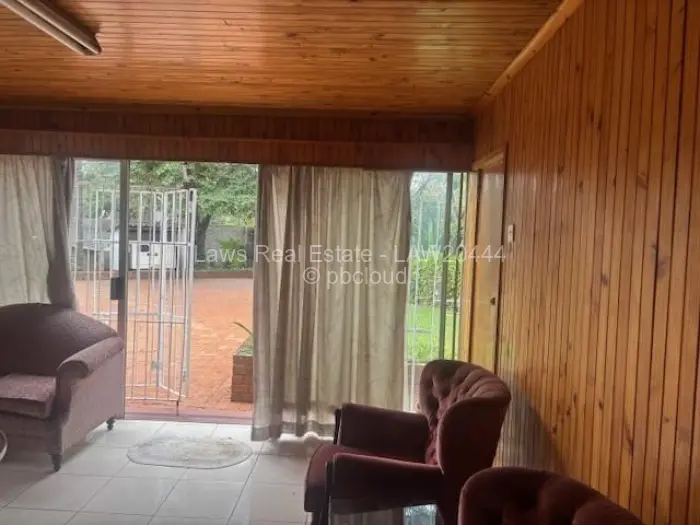 6 Bedroom House for Sale in Gunhill, Harare