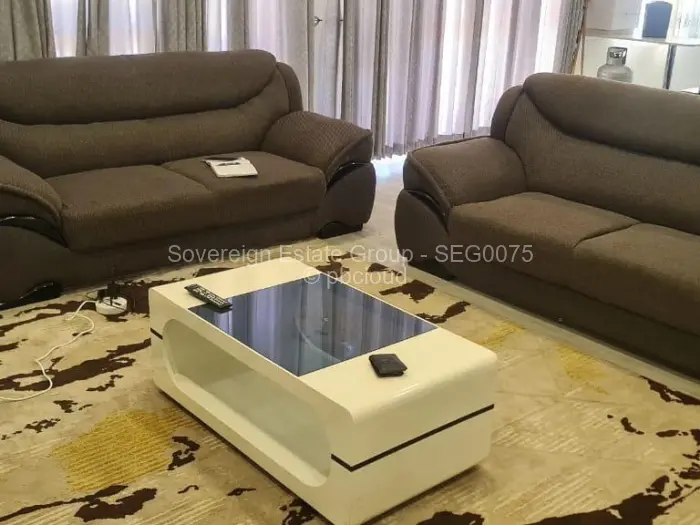 Townhouse/Cluster to Rent in Arlington, Harare