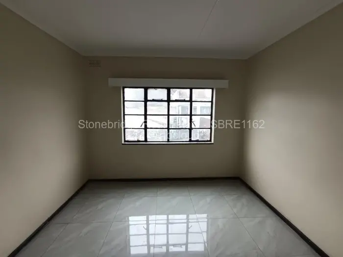 Flat/Apartment to Rent in Bulawayo City Centre, Bulawayo