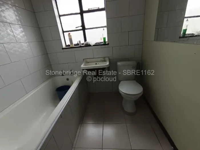 Flat/Apartment to Rent in Bulawayo City Centre, Bulawayo