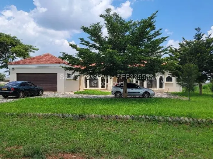 5 Bedroom House for Sale in Glaudina, Harare