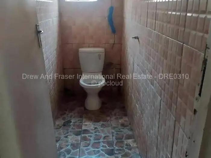 4 Bedroom House for Sale in Budiriro, Harare