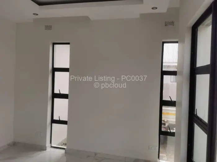 Flat/Apartment to Rent in Borrowdale West, Harare