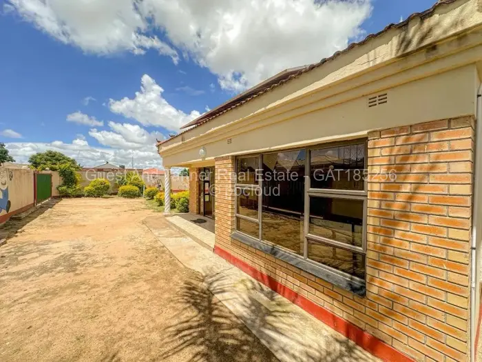 4 Bedroom House for Sale in Timire Park, Ruwa