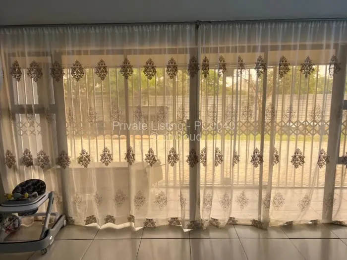 4 Bedroom House to Rent in Rockview, Harare