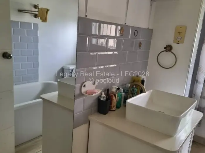 4 Bedroom House to Rent in Mount Pleasant, Harare