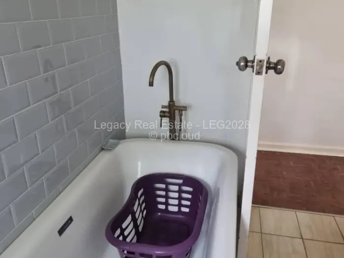 4 Bedroom House to Rent in Mount Pleasant, Harare