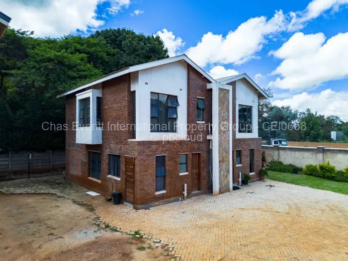 Townhouse/Cluster for Sale in Helensvale, Harare